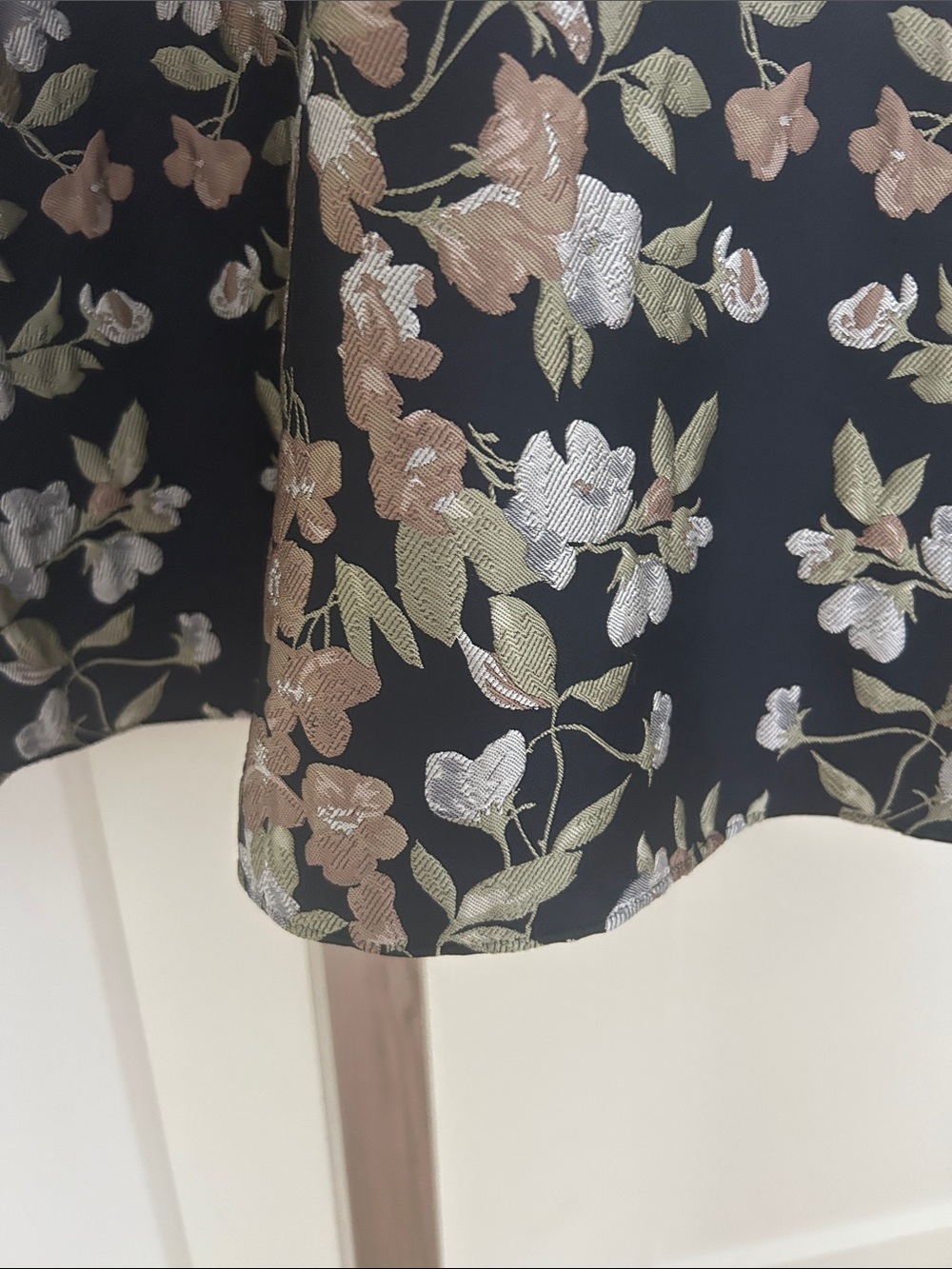 ML Monique Lhuillier Garden Jacquard Gown - Picture 8 of 14